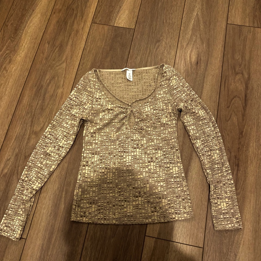 cross cross long sleeve fitted top! cross cross long sleeve fitted top